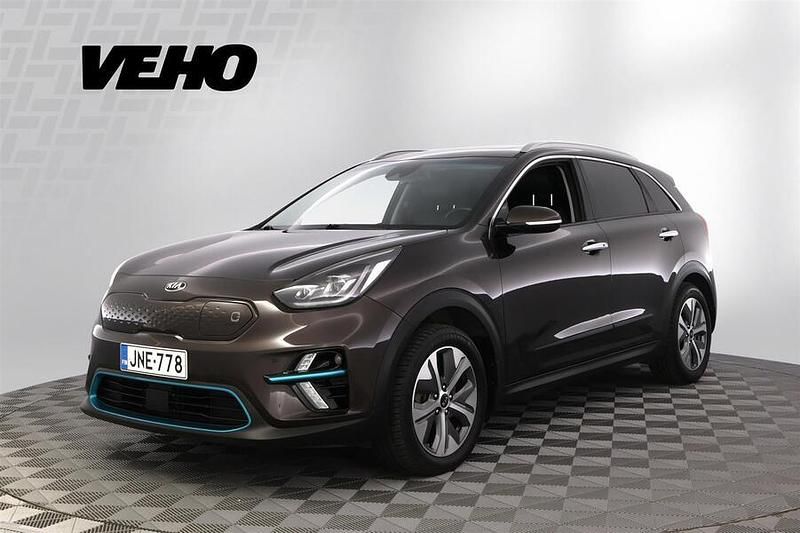 Ruskea Käytetty 2019 Kia e-Niro Katumaasturi | 18 300 € (Perustarjous) - Kuva 1/4