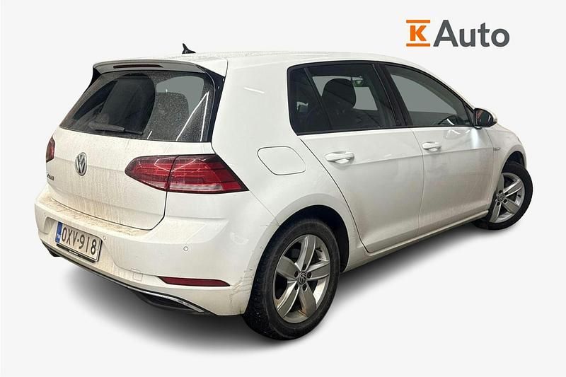 Käytetty VW e-Golf 100 kW (136 HP) 2020 Valkoinen Viistoperä