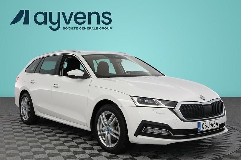 Käytetty Skoda Octavia Style 204 HP (150 kW) 2024 Valkoinen Farmari