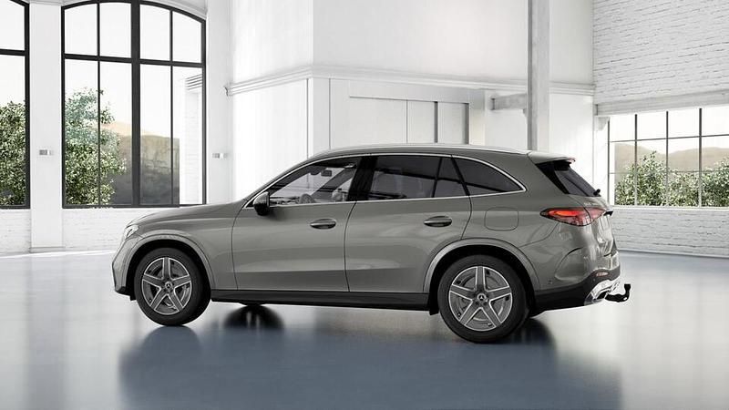 Käytetty Mercedes GLC300e Advanced 313 HP (230 kW) 2024 Harmaa Katumaasturi