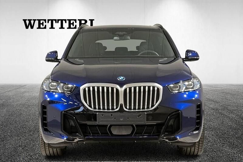 Uusi BMW X5 M Sport 490 HP (360 kW) 2025 Sininen Katumaasturi