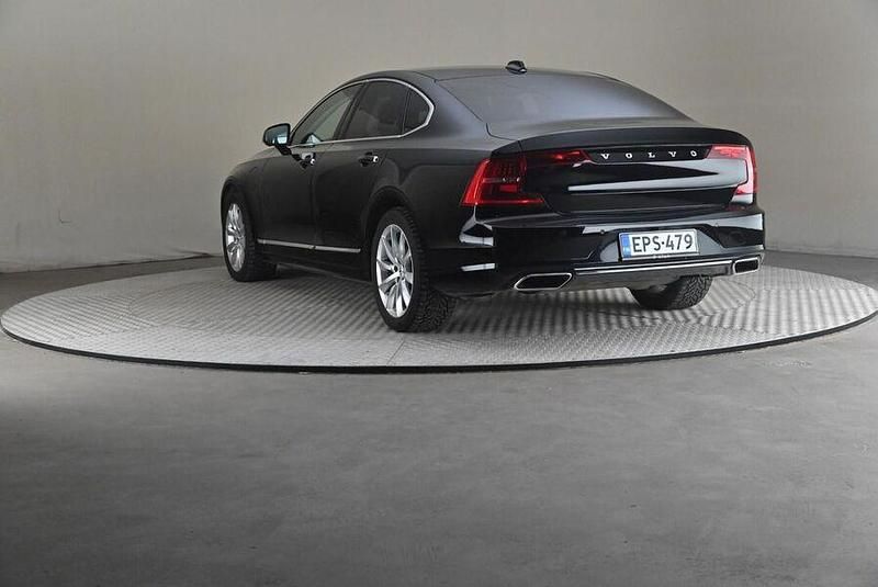 Käytetty Volvo S90 Inscription 392 HP (288 kW) 2018 Sedan