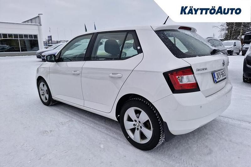 Käytetty Skoda Fabia Ambition 95 HP (69 kW) 2018 Valkoinen Viistoperä