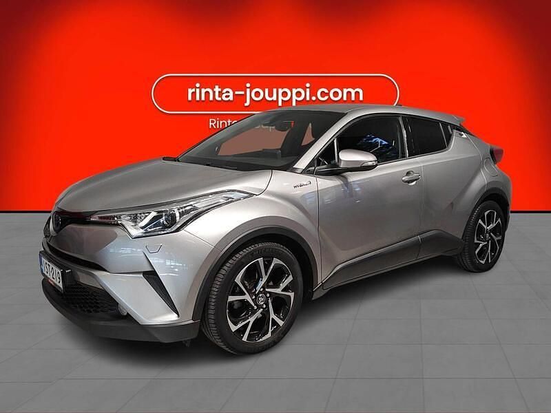 Harmaa Käytetty 2019 Toyota C-HR Edition Katumaasturi | 21 380 € (Perustarjous) - Kuva 1/3