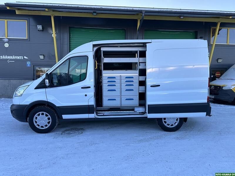 Käytetty Ford Transit 170 HP (125 kW) 2018 Valkoinen Van