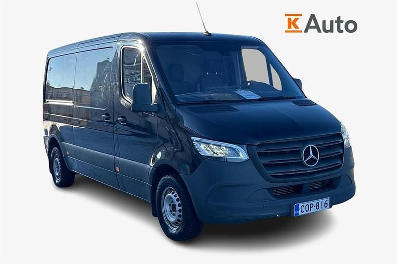 Käytetty Mercedes Sprinter 143 HP (105 kW) 2020 Musta Van