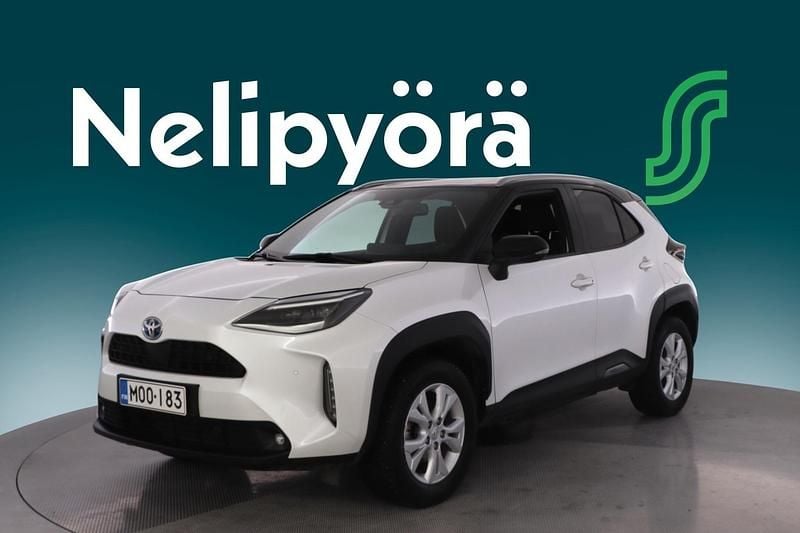 Käytetty Toyota Yaris Hybrid 2022