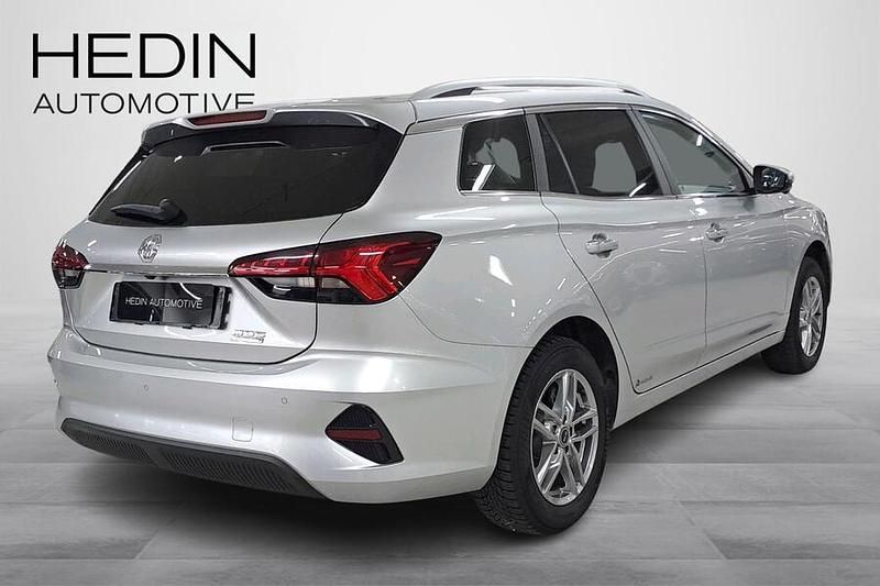 Käytetty MG MG5 EV Luxury 114 kW (156 HP) 2022 Hopea Farmari