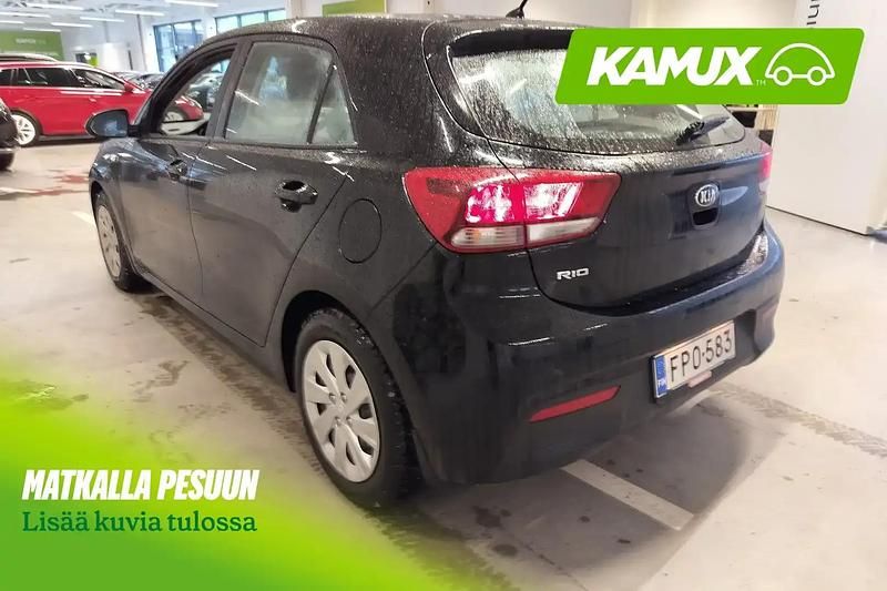 Käytetty Kia Rio LX 83 HP (61 kW) 2021 Musta Sedan