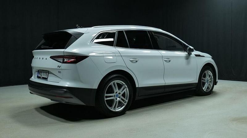 Käytetty Skoda Enyaq iV 150 kW (204 HP) 2023 Valkoinen Katumaasturi