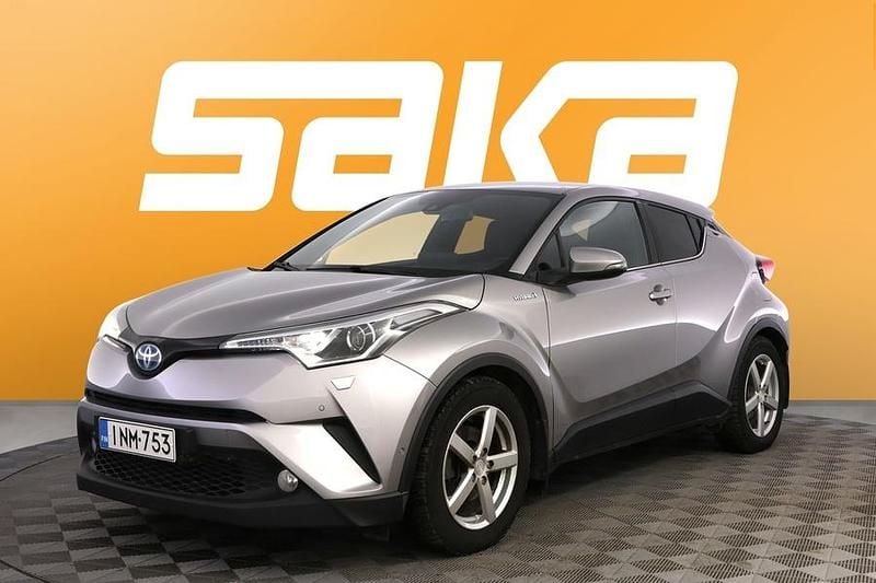 Käytetty Toyota C-HR Premium 122 HP (89 kW) 2017 Katumaasturi
