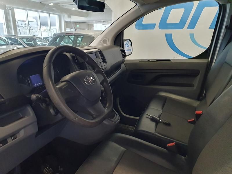 Käytetty Toyota Proace 95 HP (69 kW) 2019 Tila-auto