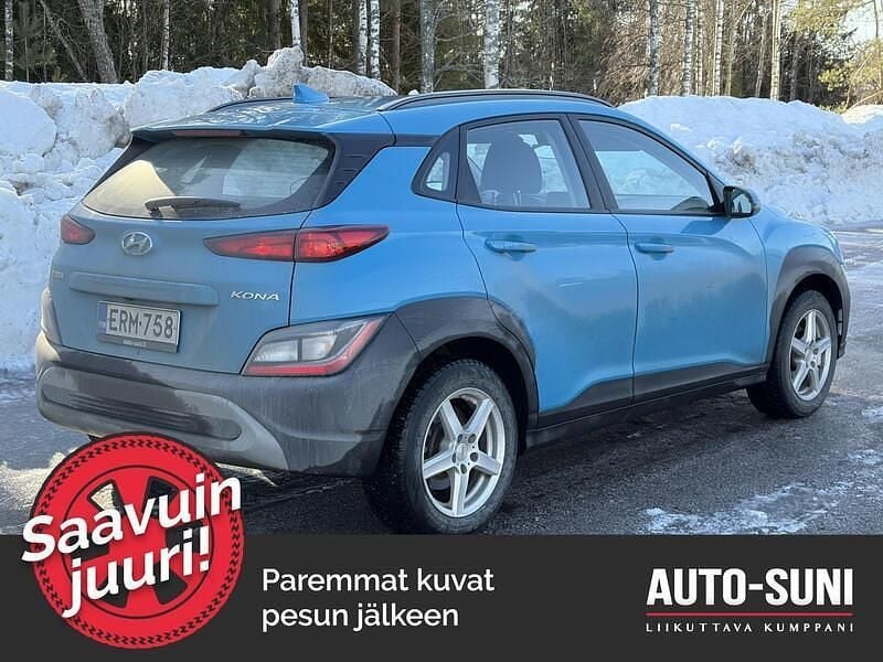 Käytetty Hyundai Kona Comfort 120 HP (88 kW) 2022 Sininen Katumaasturi