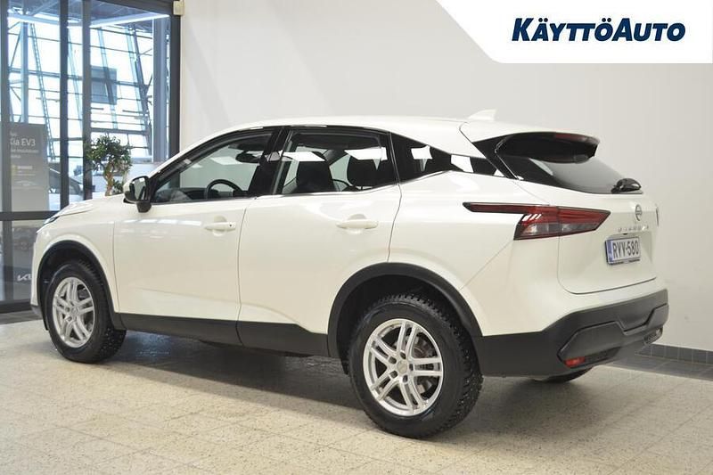 Käytetty Nissan Qashqai Acenta 158 HP (116 kW) 2024 Valkoinen Katumaasturi