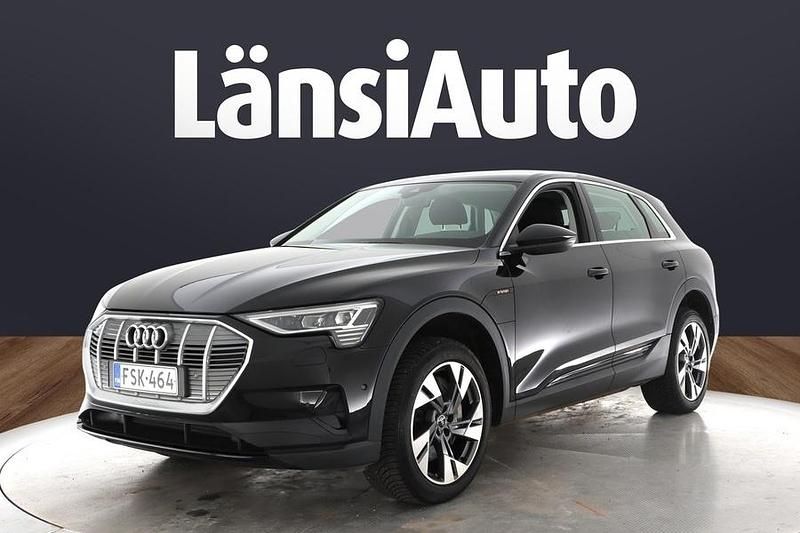 Käytetty Audi e-tron 230 kW (313 HP) 2021 Katumaasturi