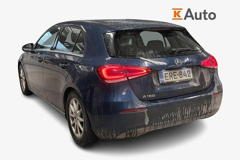 Käytetty Mercedes A180 Business 136 HP (100 kW) 2019 Viistoperä
