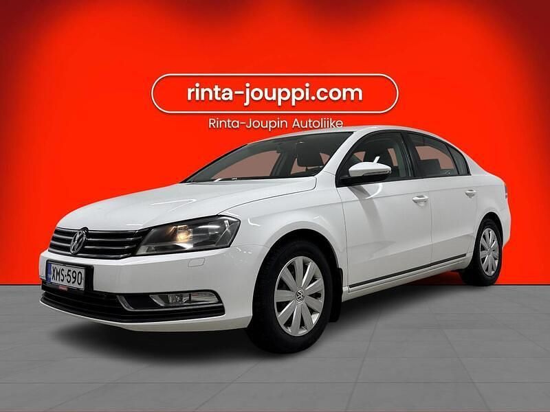 Valkoinen Käytetty 2011 VW Passat Trendline Sedan | 8 900 € (Perustarjous) - Kuva 1/3