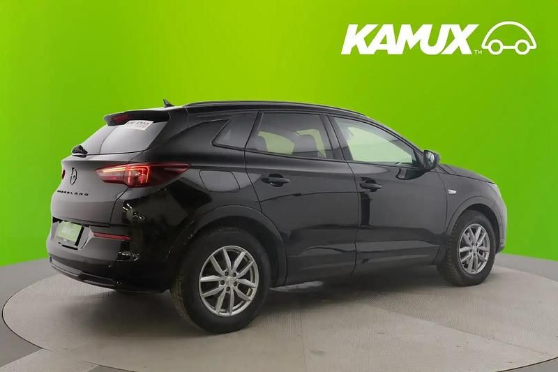 Käytetty Opel Grandland X GS Line 131 HP (96 kW) 2022 Musta Katumaasturi
