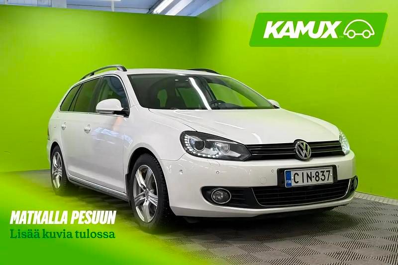 Käytetty VW Golf VII Highline 122 HP (89 kW) 2012 Valkoinen Farmari