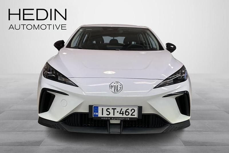 Uusi MG MG4 EV 125 kW (170 HP) 2025 Valkoinen Viistoperä