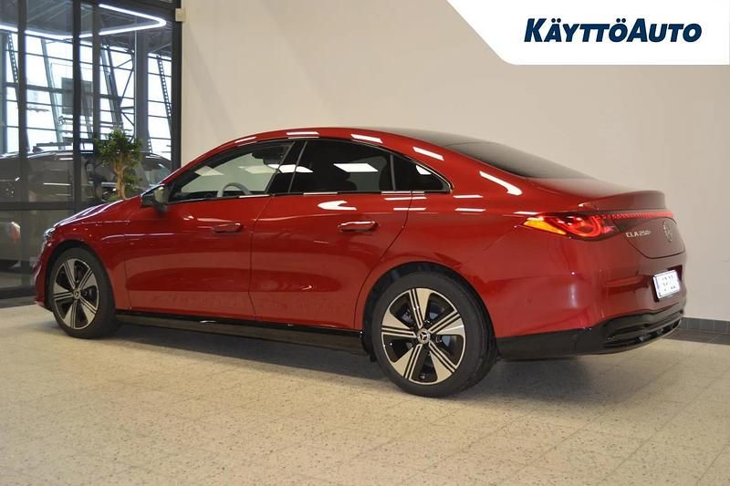 Käytetty Mercedes CLA 250+ Edition 200 kW (272 HP) 2025 Desingo patag.punain Sedan