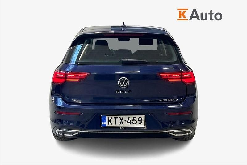 Käytetty VW Golf VII Style 204 HP (150 kW) 2021 Viistoperä