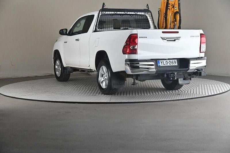Käytetty Toyota HiLux Active 150 HP (110 kW) 2020 Nouto