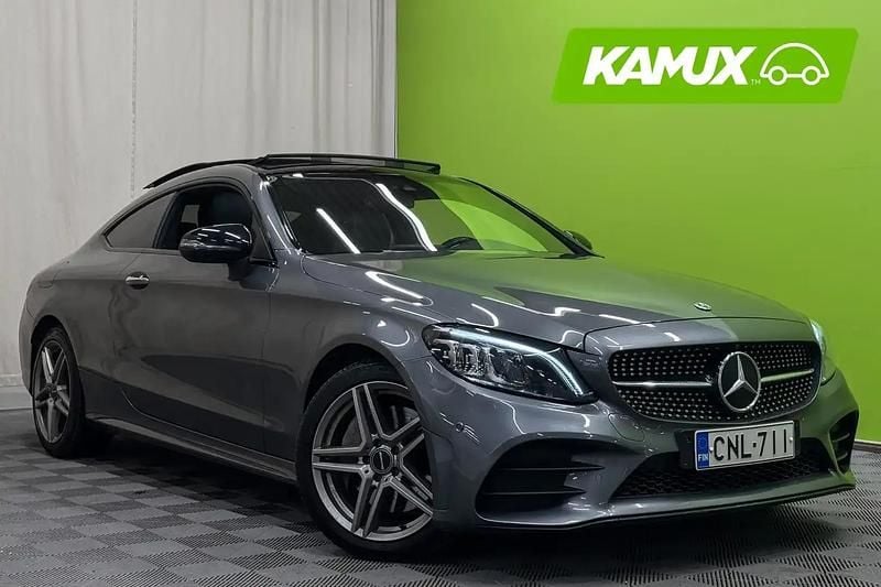 Käytetty Mercedes C300 AMG 245 HP (180 kW) 2019 Hopea / harmaa Coupe - kaksiovinen