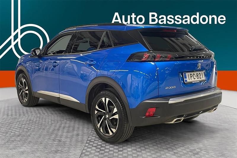 Käytetty Peugeot 2008 Allure 131 HP (96 kW) 2021 Katumaasturi