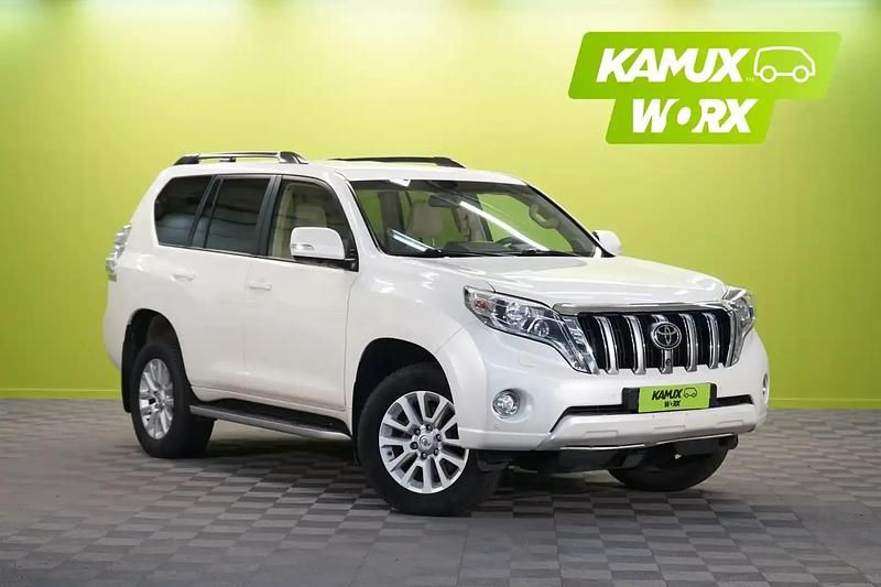 Valkoinen Käytetty 2016 Toyota Land Cruiser Premium Katumaasturi | 54 900 € (Hyvä tarjous) - Kuva 1/4