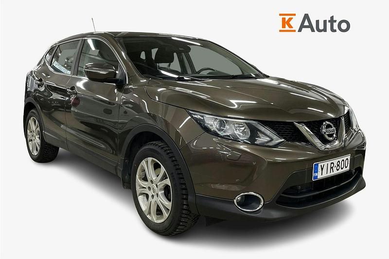 Käytetty Nissan Qashqai Acenta 114 HP (83 kW) 2014 Ruskea (beige) Katumaasturi