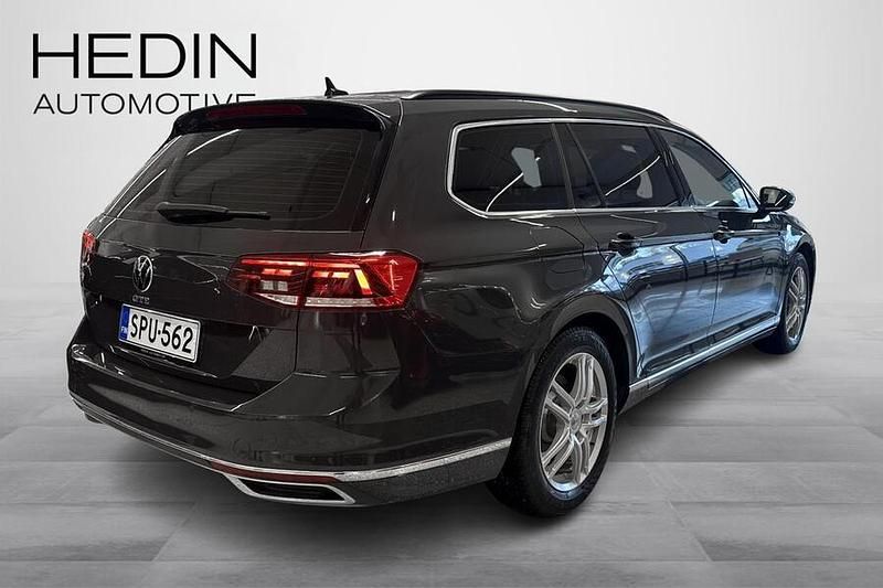 Käytetty VW Passat GTE 218 HP (160 kW) 2021 Harmaa Farmari