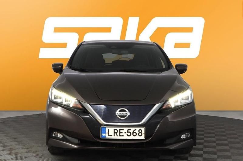 Käytetty Nissan Leaf 360º 110 kW (150 HP) 2022 Viistoperä