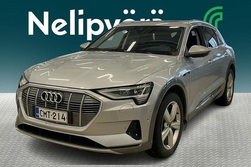 Käytetty Audi e-tron Advanced Plus 300 kW (408 HP) 2019 Hopea Katumaasturi
