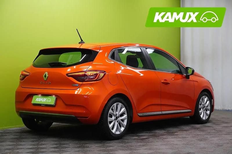 Käytetty Renault Clio V Intens 91 HP (66 kW) 2021 Oranssi Sedan