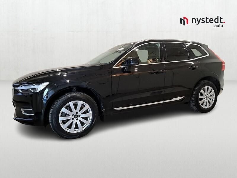 Käytetty Volvo XC60 Inscription 303 HP (222 kW) 2018 Musta Katumaasturi