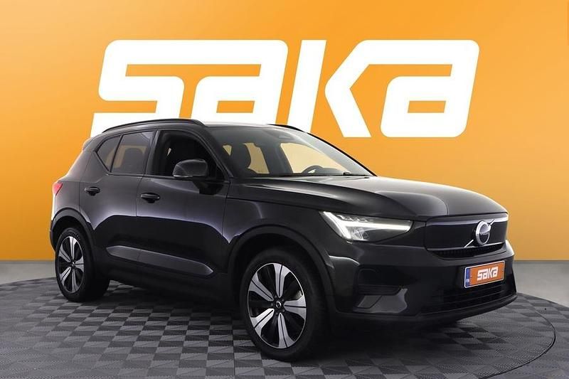 Käytetty 2023 Volvo XC40 Core Katumaasturi | 30 900 € (Perustarjous) - Kuva 1/3