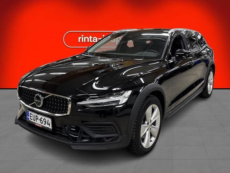 Musta Käytetty 2023 Volvo V60 CC Business Edition Farmari | 33 580 € (Perustarjous) - Kuva 1/3