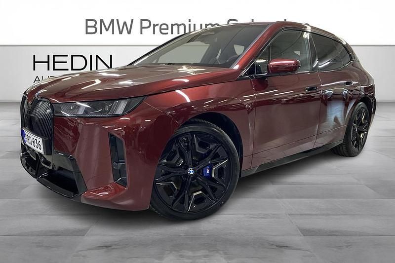 Käytetty BMW iX Comfort Edition 400 kW (544 HP) 2025 Katumaasturi