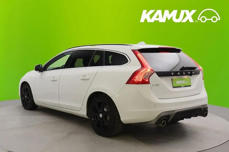 Käytetty Volvo V60 Business Edition 190 HP (139 kW) 2015 Valkoinen Farmari