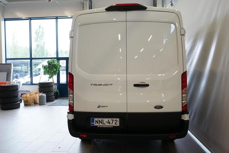 Uusi Ford Transit Trend 131 HP (96 kW) 2025 Valkoinen Katumaasturi
