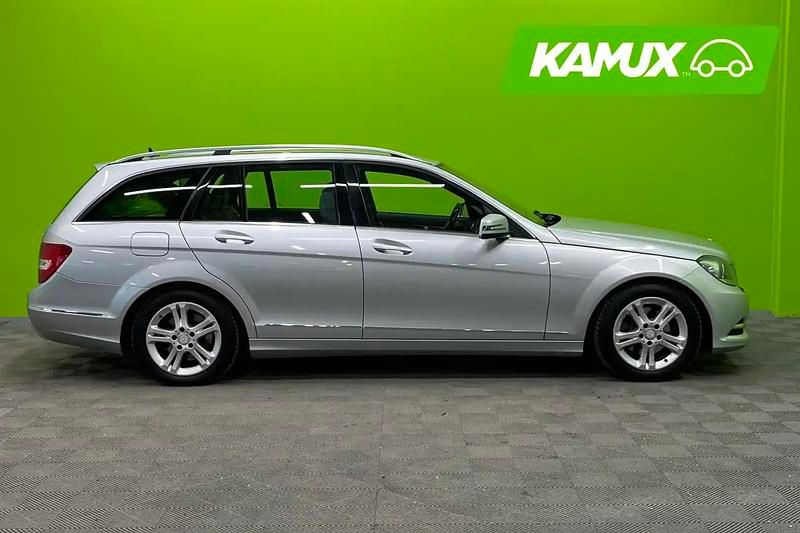 Käytetty Mercedes C220 Elegance 170 HP (125 kW) 2012 Hopea / harmaa Farmari