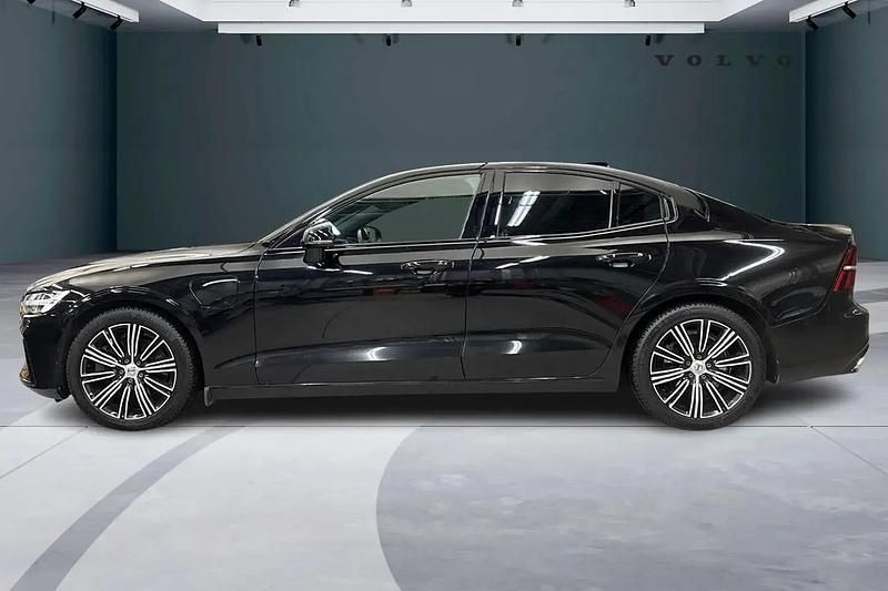 Käytetty Volvo S60 Business Edition 392 HP (288 kW) 2020 Musta Sedan