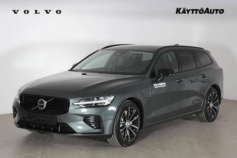 Käytetty Volvo V60 Plus 349 HP (256 kW) 2026 Forest lake Farmari