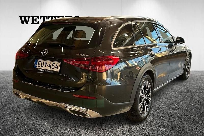 Käytetty Mercedes C200 Advanced 204 HP (150 kW) 2023 Farmari