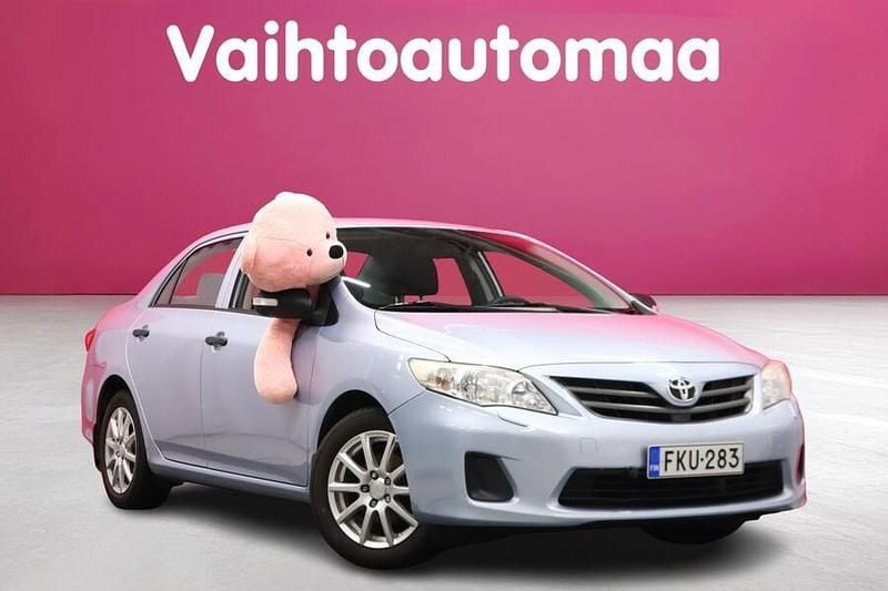 Käytetty Toyota Corolla Terra 132 HP (97 kW) 2012 Sedan