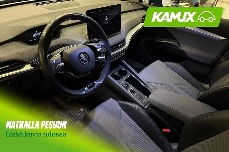 Käytetty Skoda Enyaq iV Loft 131 kW (179 HP) 2021 Sininen Katumaasturi