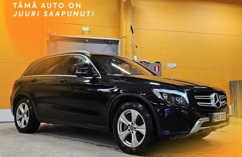 Käytetty 2017 Mercedes GLC250 Business Katumaasturi | 31 900 € (Perustarjous) - Kuva 1/4