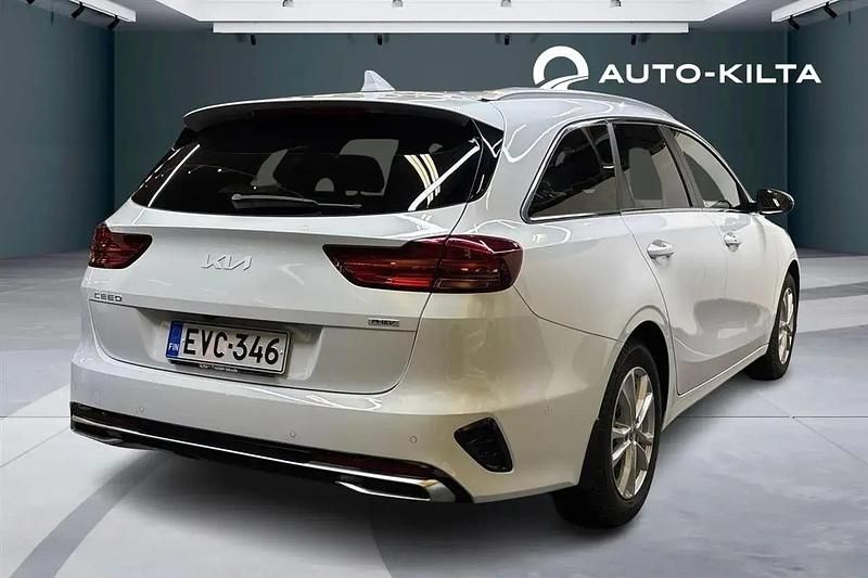 Käytetty Kia Ceed Sportswagon Premium 140 HP (102 kW) 2025 Valkoinen Farmari