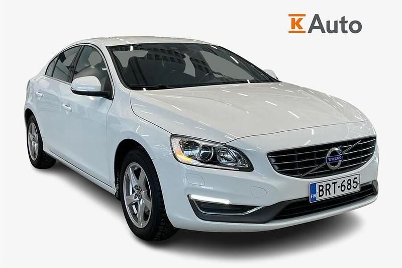 Käytetty Volvo S60 Business Edition 150 HP (110 kW) 2014 Valkoinen Sedan